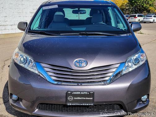 2016 Toyota Sienna XLE