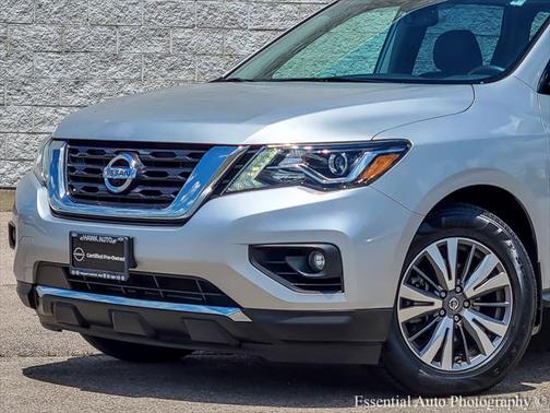 2020 Nissan Pathfinder SL 4WD