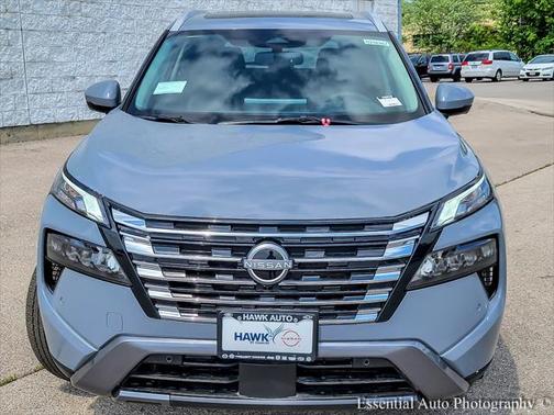 2025 Nissan Rogue SL