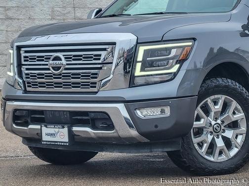 2020 Nissan Titan SL