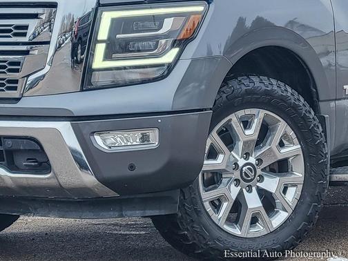 2020 Nissan Titan SL