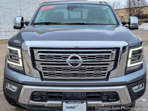 2020 Nissan Titan SL