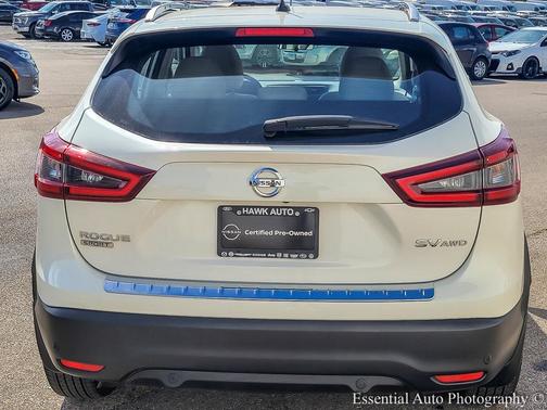 2022 Nissan Rogue Sport SV