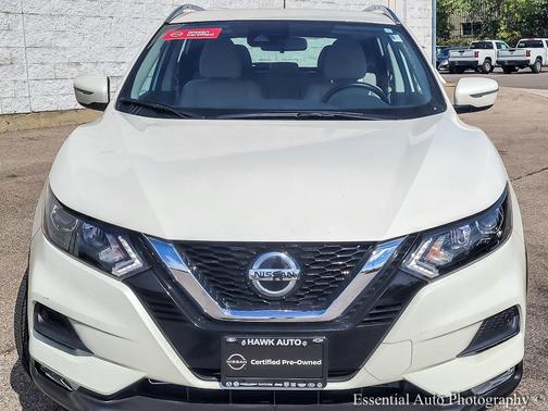 2022 Nissan Rogue Sport SV