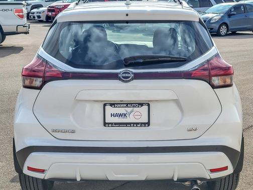 2024 Nissan Kicks SV