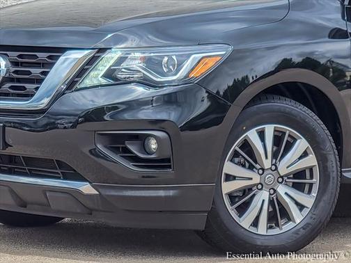 2020 Nissan Pathfinder SL 4WD