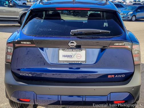 2026 Nissan Kicks SR