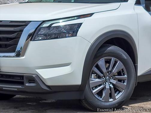 2025 Nissan Pathfinder S 4WD
