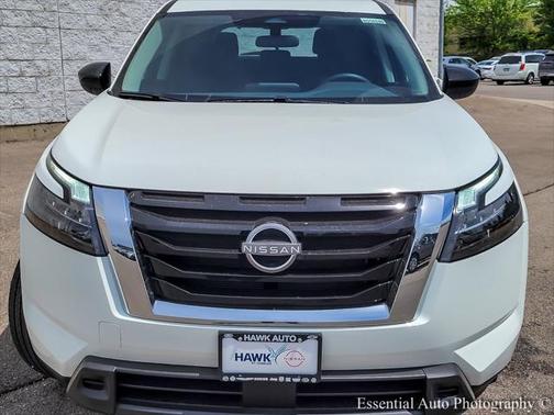 2025 Nissan Pathfinder S 4WD