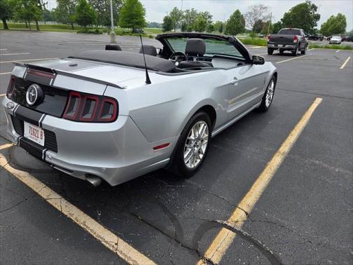2013 Ford Mustang V6
