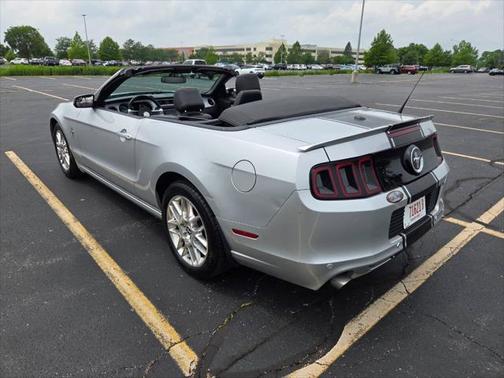 2013 Ford Mustang V6