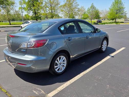 2013 Mazda Mazda3 i Touring