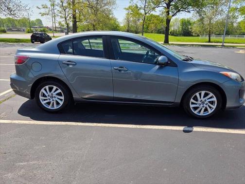 2013 Mazda Mazda3 i Touring