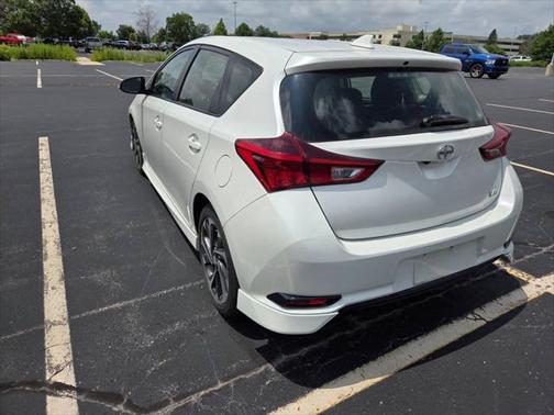 2016 Scion iM Base 4dr Hatchback CVT