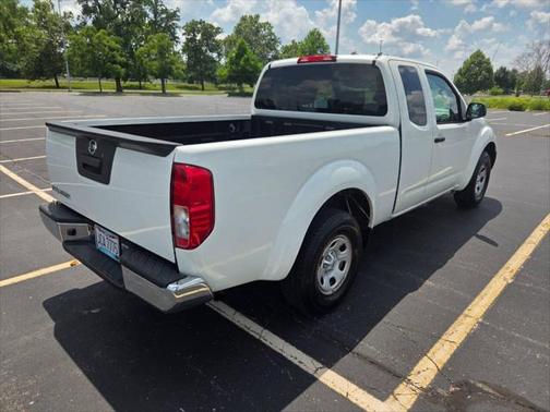 2015 Nissan Frontier S