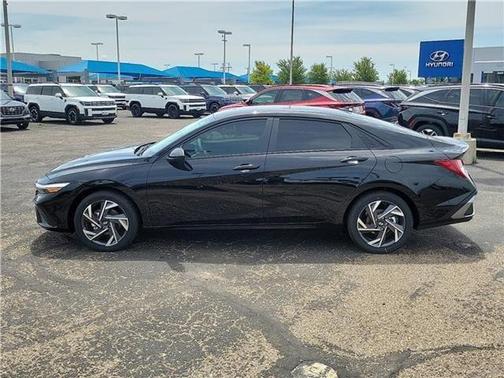 2025 Hyundai ELANTRA HEV SEL Sport