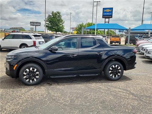 Phantom Black 2026 Hyundai SANTA CRUZ SEL Activity