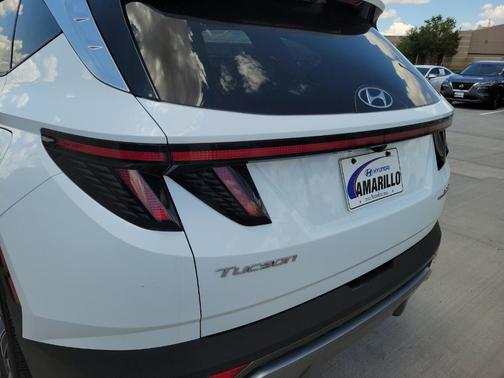 White 2024 Hyundai TUCSON Hybrid Limited