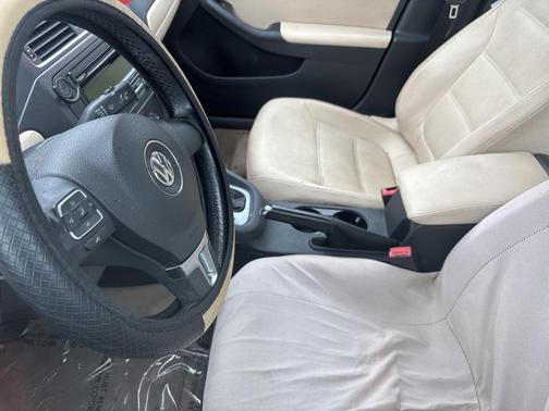 2011 Volkswagen Jetta SE