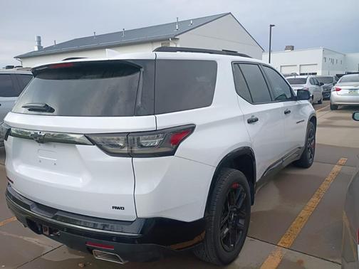 2021 Chevrolet Traverse Premier