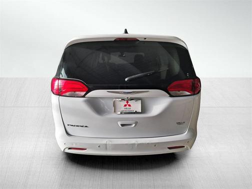 2018 Chrysler Pacifica L