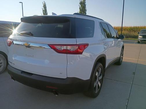 2020 Chevrolet Traverse LT Leather