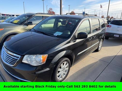 2013 Chrysler Town & Country Touring