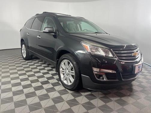 Photo 3 of 25 of 2013 Chevrolet Traverse 1LT