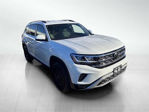 2023 Volkswagen Atlas 3.6L SE w/Technology