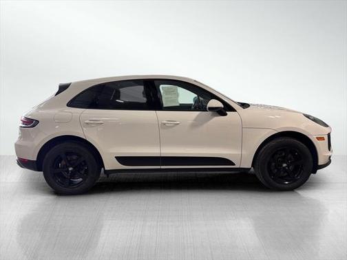 2020 Porsche Macan Base