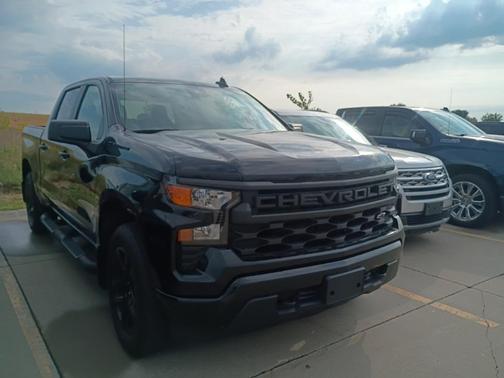 2023 Chevrolet Silverado 1500 Custom