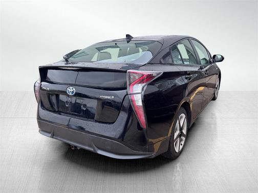 2016 Toyota Prius Four Touring