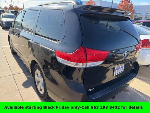 2011 Toyota Sienna LE