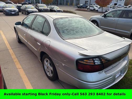 2004 Pontiac Bonneville SE