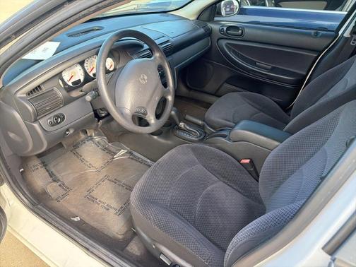 2004 Dodge Stratus SE
