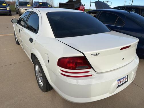 2004 Dodge Stratus SE