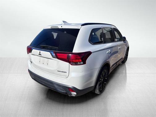 2018 Mitsubishi Outlander SE