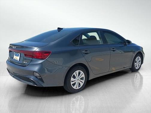 2022 Kia Forte FE