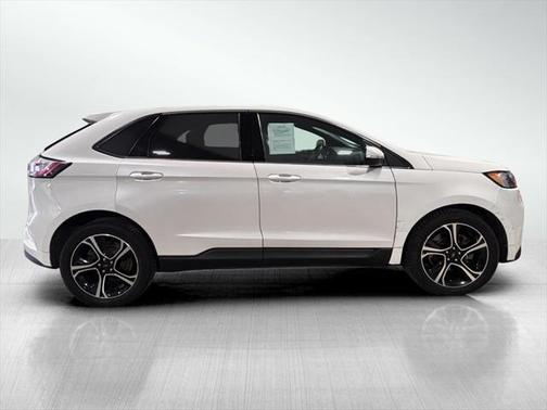 2020 Ford Edge ST