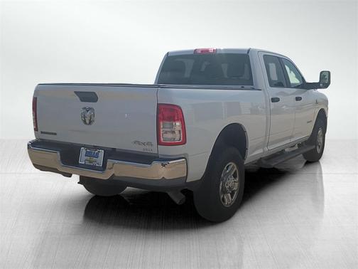 2022 RAM 2500 Big Horn Crew Cab 4x4 6'4' Box