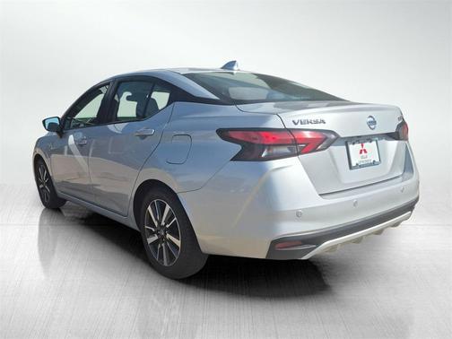 2021 Nissan Versa 1.6 SV