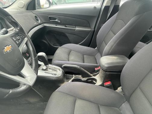 2013 Chevrolet Cruze 1LT