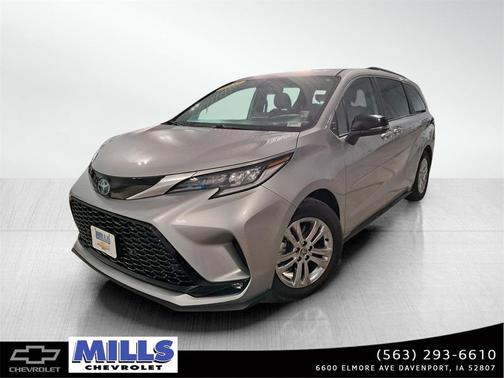 2023 Toyota Sienna XSE 7 Passenger