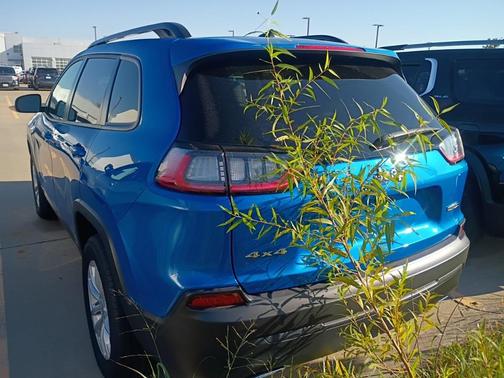 2022 Jeep Cherokee Latitude Lux