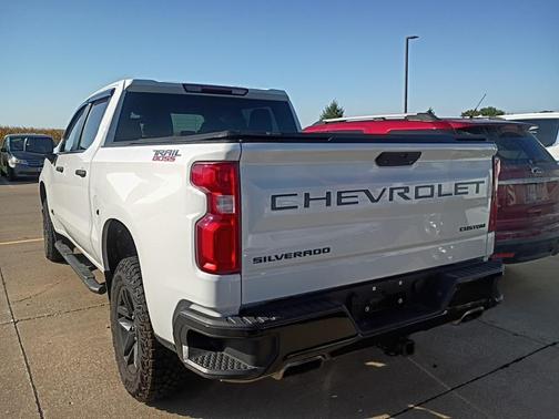 2021 Chevrolet Silverado 1500 Custom Trail Boss