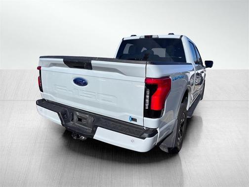 2023 Ford F-150 Lightning XLT