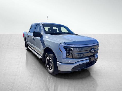 2023 Ford F-150 Lightning XLT