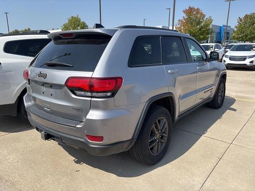 2016 Jeep Grand Cherokee 75th Anniversary