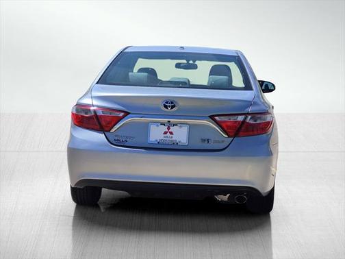 2016 Toyota Camry Hybrid LE