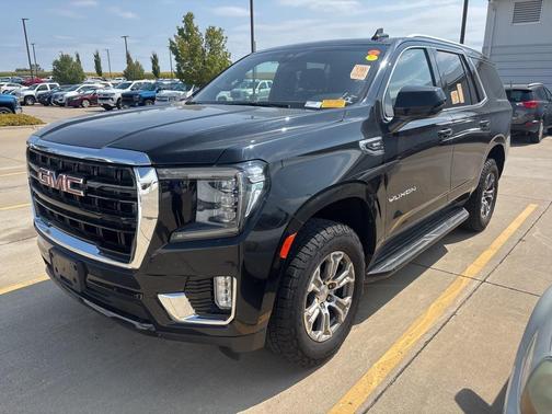 2022 GMC Yukon SLE